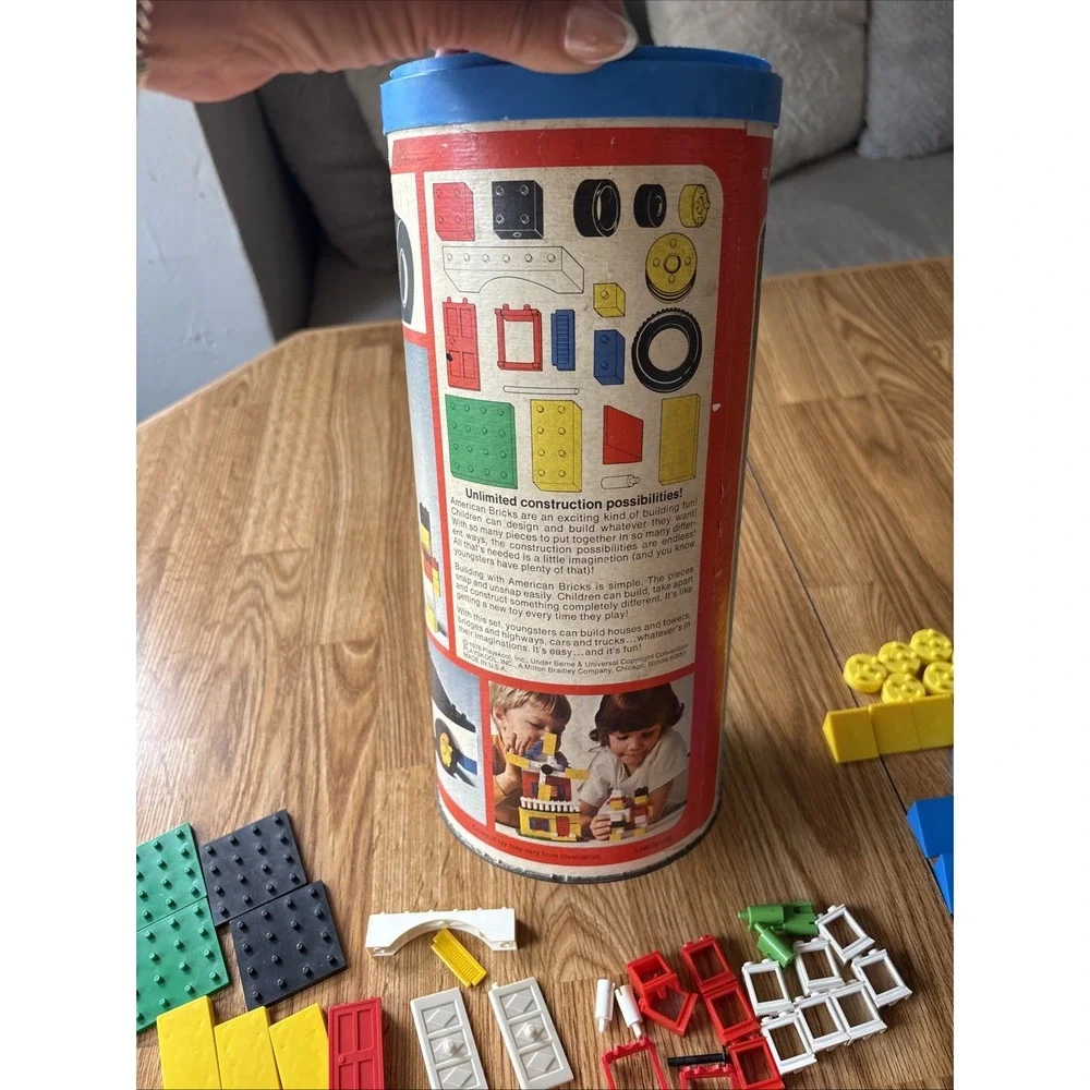 Vintage Playskool 1976 American Bricks Building Bricks 835 Over 300 Pieces